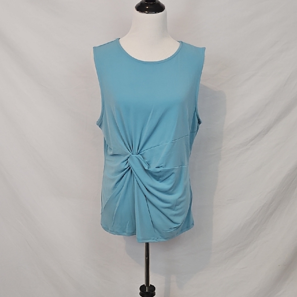 NWOT Plus Blue Sleeveless Twist Front Top